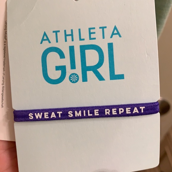Athleta Girl L/S tee in Mint green - Picture 4 of 5